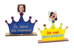 Porte-photo couronne en bois papa et maman - Supports plats en bois - 10doigts.fr
