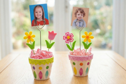 Porte-photo fleuri - Raphia et fibres naturelles pour vos créations - 10doigts.fr