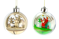 Scénette en bois et sa boule en plastique - Suspensions et boules de Noël – 10doigts.fr