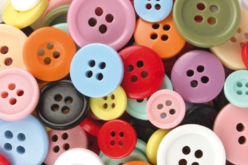 Set d'environ 300 boutons ronds en plastique, ø et couleurs assortis