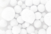Pompons blancs - Set de 72 - Chenilles, pompons, rubans – 10doigts.fr