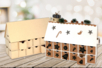 Chalet calendrier de l'avent - Décors en bois Noël – 10doigts.fr
