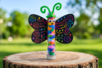 papillon pompons et carte à gratter enfants DIY - Activités manuelles animaux : nos idées créatives pour les enfants – 10doigts.fr