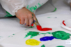 Peinture à doigts pour textile - 6 couleurs  - Peinture pour tissu – 10doigts.fr