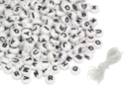 Perles lettres noires sur fond blanc - Set de 300 perles - Bijoux messages 03788 - 10doigts.fr