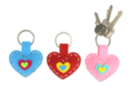 Porte-clés cœurs en feutrine - Set de 6 - Kits Mercerie 38070 - 10doigts.fr