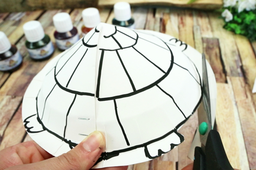 Fabriquer une tortue avec une assiette en carton