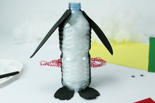 Fabriquer un pingouin avec une bouteille d'eau