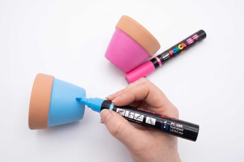 Étape 1 : Colorier le bas de mon pot - 