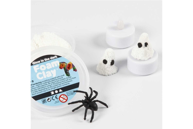 araignées en plastique - Accessoires créatifs Halloween - 10doigts.fr