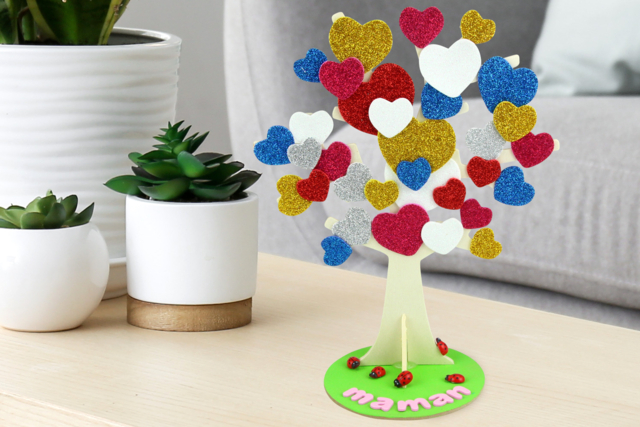 Arbre à coeurs - Supports Mosaïques - 10doigts.fr