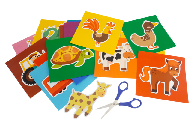 Atelier découpage - 50 motifs pour apprendre à découper  - Kits éducatifs : le plaisir d'apprendre par la manipulation - 10doigts.fr