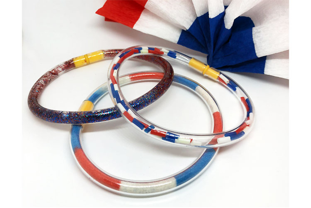 bacelet tube drapeau - Bracelets - 10doigts.fr