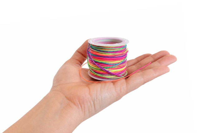 bobine paracord fine rainbow - Paracordes - 10doigts.fr