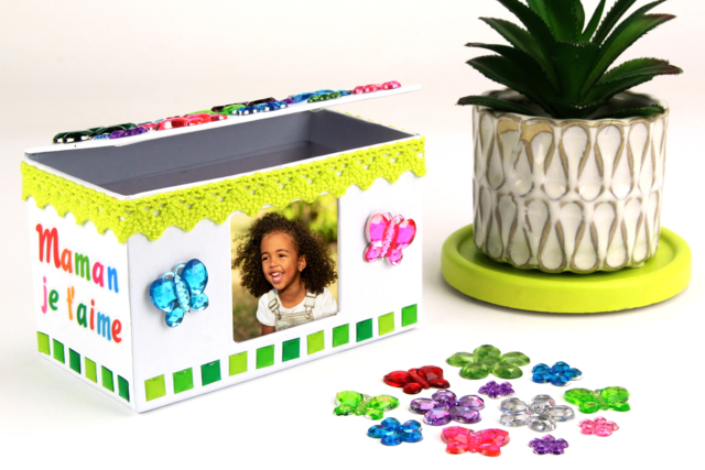 Boite à bijoux avec cadre photo - Boîtes et corbeilles en carton - 10doigts.fr