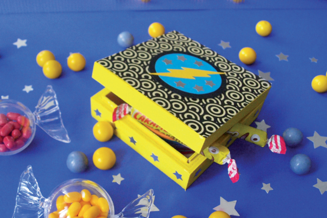 boite carrée bonbons - Boîtes en bois - 10doigts.fr