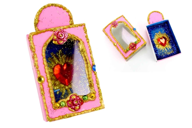 boite coeur totem - Boîtes et corbeilles en carton - 10doigts.fr