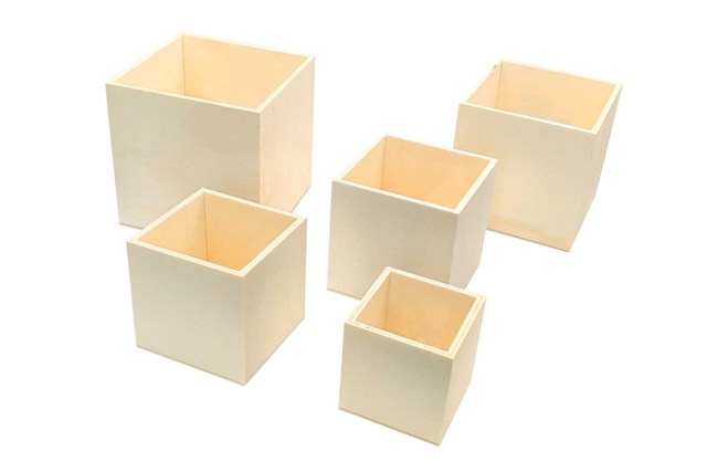 Boîtes cubiques gigognes en bois - 5 pièces - Boîtes en bois - 10doigts.fr