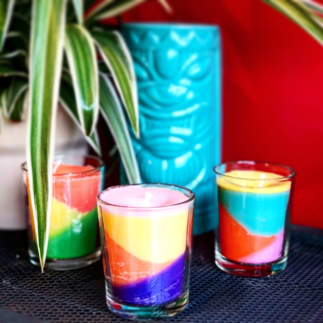 Bougies multicolores - Parfums et Colorants Bougies - 10doigts.fr
