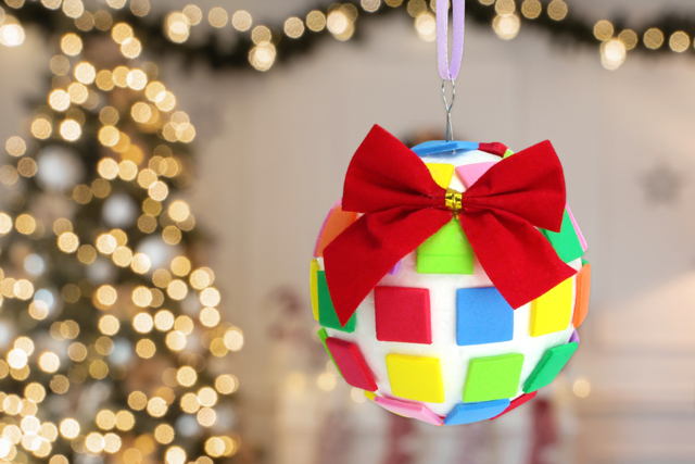 Boule de Noël mosaïques - Mosaïques papier, mousse - 10doigts.fr