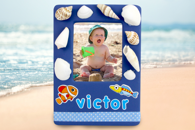 Cadre décoré avec des coquillages - Gommettes Alphabet, messages - 10doigts.fr