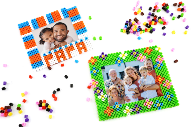 Cadre en perle à repasser - Cadeau fête des parents - Rouleaux de papier - 10doigts.fr