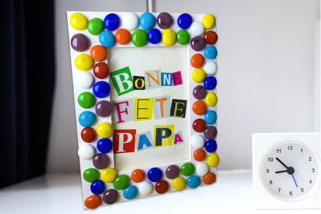 Cadre mosaïque fête des pères - Cadres photos en bois - 10doigts.fr