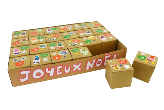 Calendrier de l'Avent en carton kraft - 24 boîtes de noel - Calendriers de l'Avent - 10doigts.fr