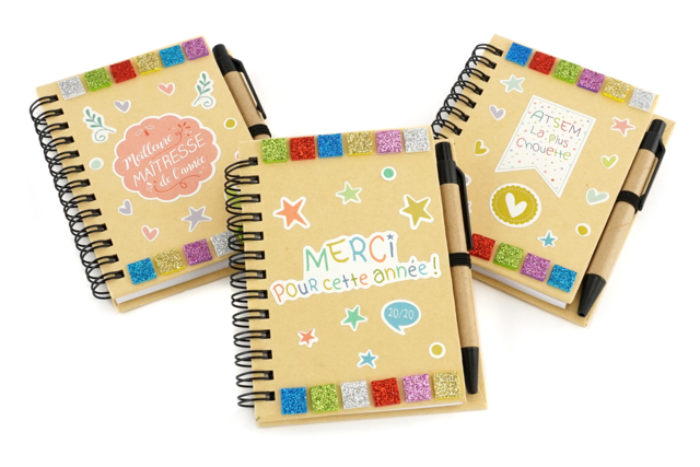 Carnet de notes pour la fin d'année scolaire - Albums et carnets à personnaliser - 10doigts.fr