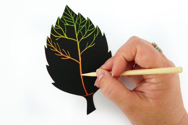 Carte a Gratter Feuille arbre - Kits créatifs Automne - 10doigts.fr