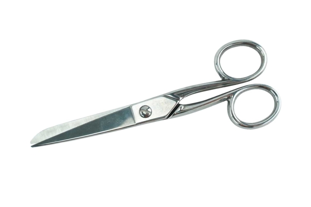 Ciseaux broderie précision 15 cm - Outils de mercerie - 10doigts.fr