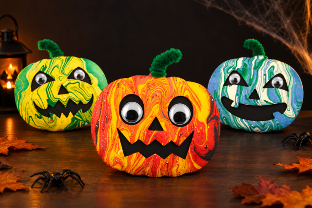 Citrouille Halloween effet marbré - Supports d'Halloween à décorer - 10doigts.fr