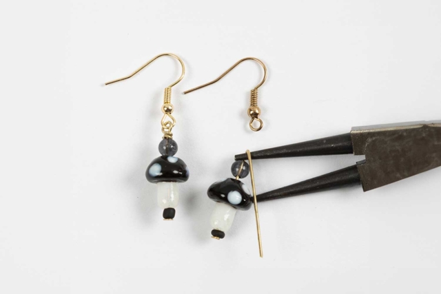 Crochets d'oreilles or avec perles - Boucles d'oreilles - 10doigts.fr