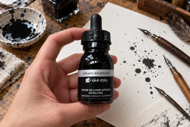 Encre de Chine Nan-King 30 ml - Encres beaux-arts : encre de Chine et encres acryliques - 10doigts.fr