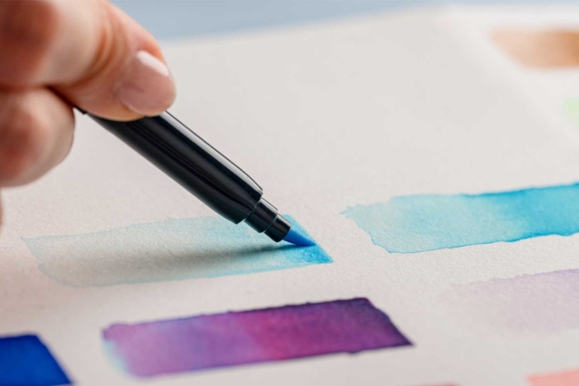 feutre caran d'ache fibralo - Feutres pinceaux : précision et souplesse pour dessiner - 10doigts.fr