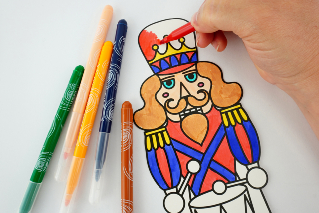 grand Casse-noisettes à colorier- 4 pièces - Nouveautés de Noël - 10doigts.fr