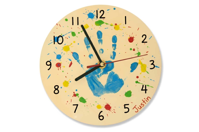 horloge empreinte de main enfant - Horloges à fabriquer - 10doigts.fr