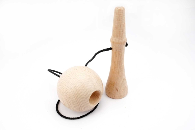 jeux bilbocquet en bois - Jeux et Jouets en bois - 10doigts.fr