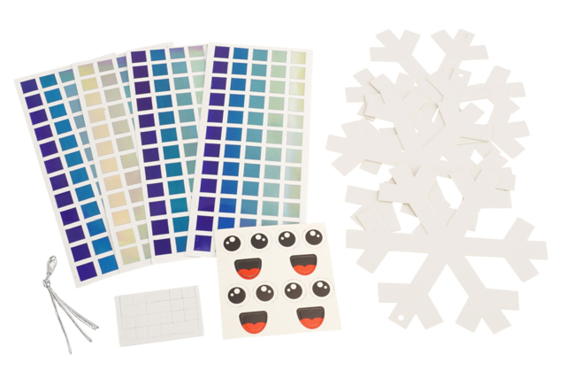 Kit flocons holographiques à suspendre - le materiel - Kits créatifs de Noël pour les enfants - 10doigts.fr