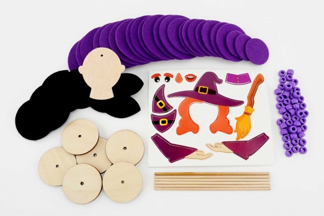 kit sorcières en feutrine - Kits créatifs Halloween - 10doigts.fr