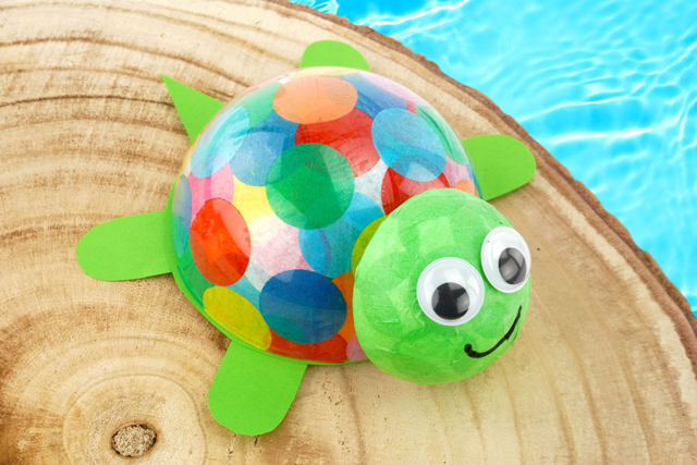 Lulu la tortue lumineuse - Papiers de soie - 10doigts.fr