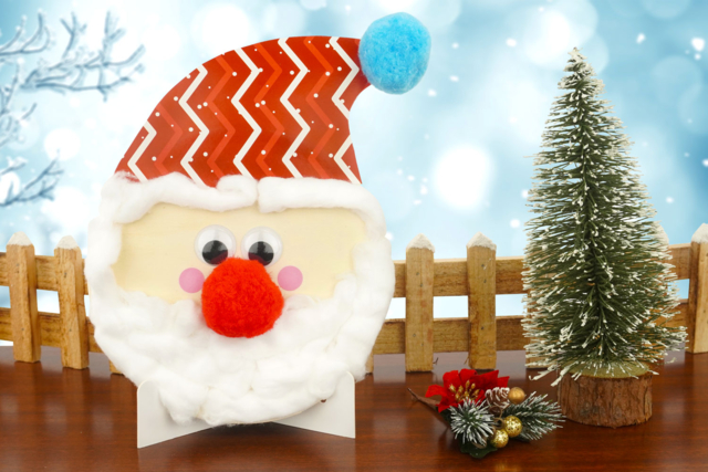 Père Noël avec des boules de coton - Papiers saisonniers - 10doigts.fr