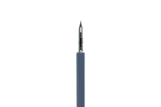plume scolaire écriture encre - Écriture : l'art de tracer, de rédiger et de créer - 10doigts.fr