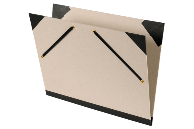 pochette carton - Accessoires de dessin : les outils indispensables des jeunes artistes - 10doigts.fr