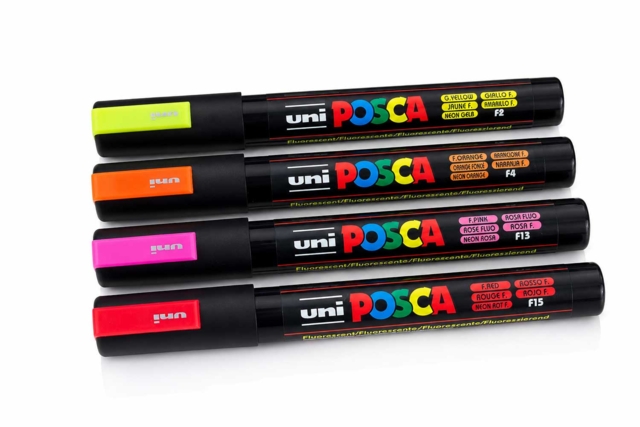 Pochette POSCA PC-5M 4 Couleurs Fluo - Marqueurs POSCA : la référence mondiale de la peinture nomade - 10doigts.fr