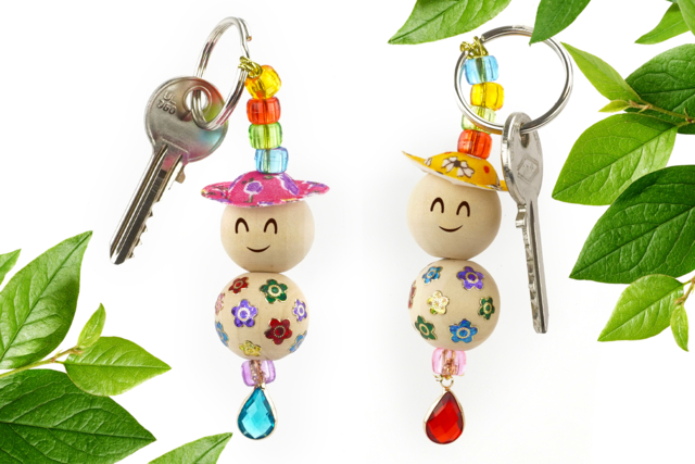 Porte-clés petit bonhomme mignon - Breloques, pampilles - 10doigts.fr
