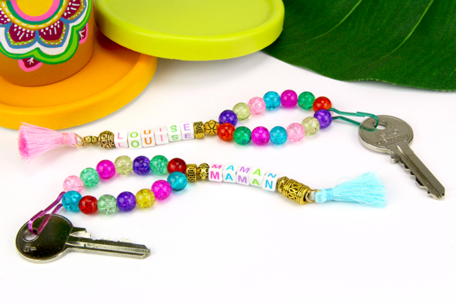 Porte-clés prénom pour la fête des mères - Thème pastel - 10doigts.fr