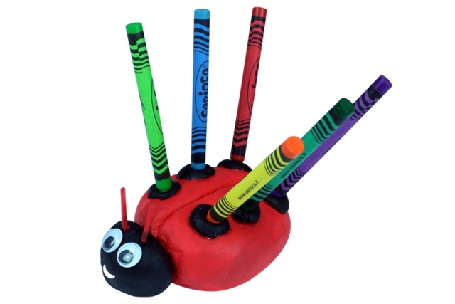 Porte-crayons Coccinelle - Pâtes à modeler autodurcissantes - 10doigts.fr
