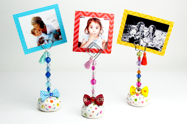 Porte-photo en pâte à modeler et perles - Papiers Format A4 - 10doigts.fr