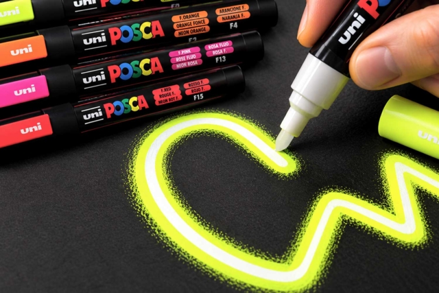 posca  néon fluo jaune  - Marqueurs POSCA : la référence mondiale de la peinture nomade - 10doigts.fr